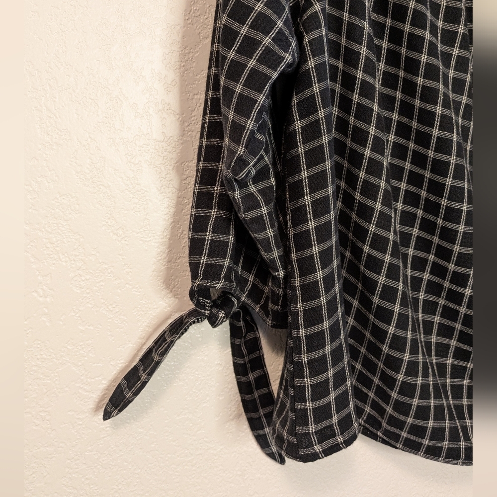 Madewell Black Checkered Blouse with Tie Sleeves - Picture 3 of 5